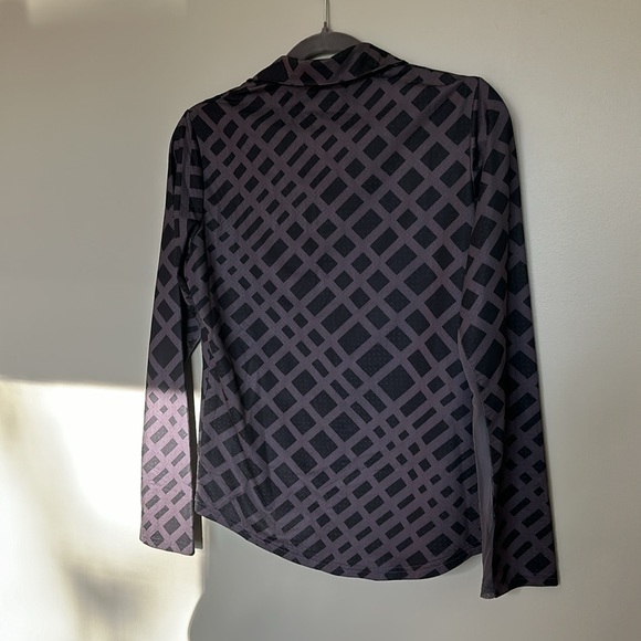 3/4 Zip Athletic Golf Top with Mesh sleeve detail Sz S - Picture 3 of 5